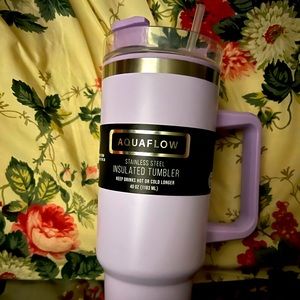 Get with this Spring’s HOTTEST TREND ! If you can’t get a Stanley cup get this!